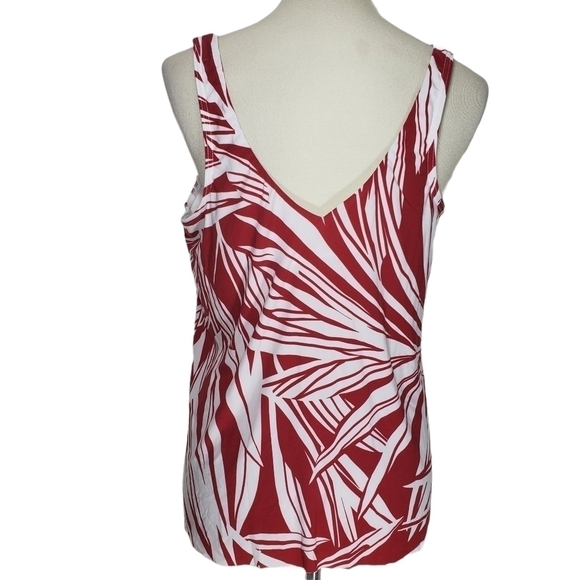 Dreamsuit Front Cut Out Sleeveless Floral Tankini - Picture 6 of 8